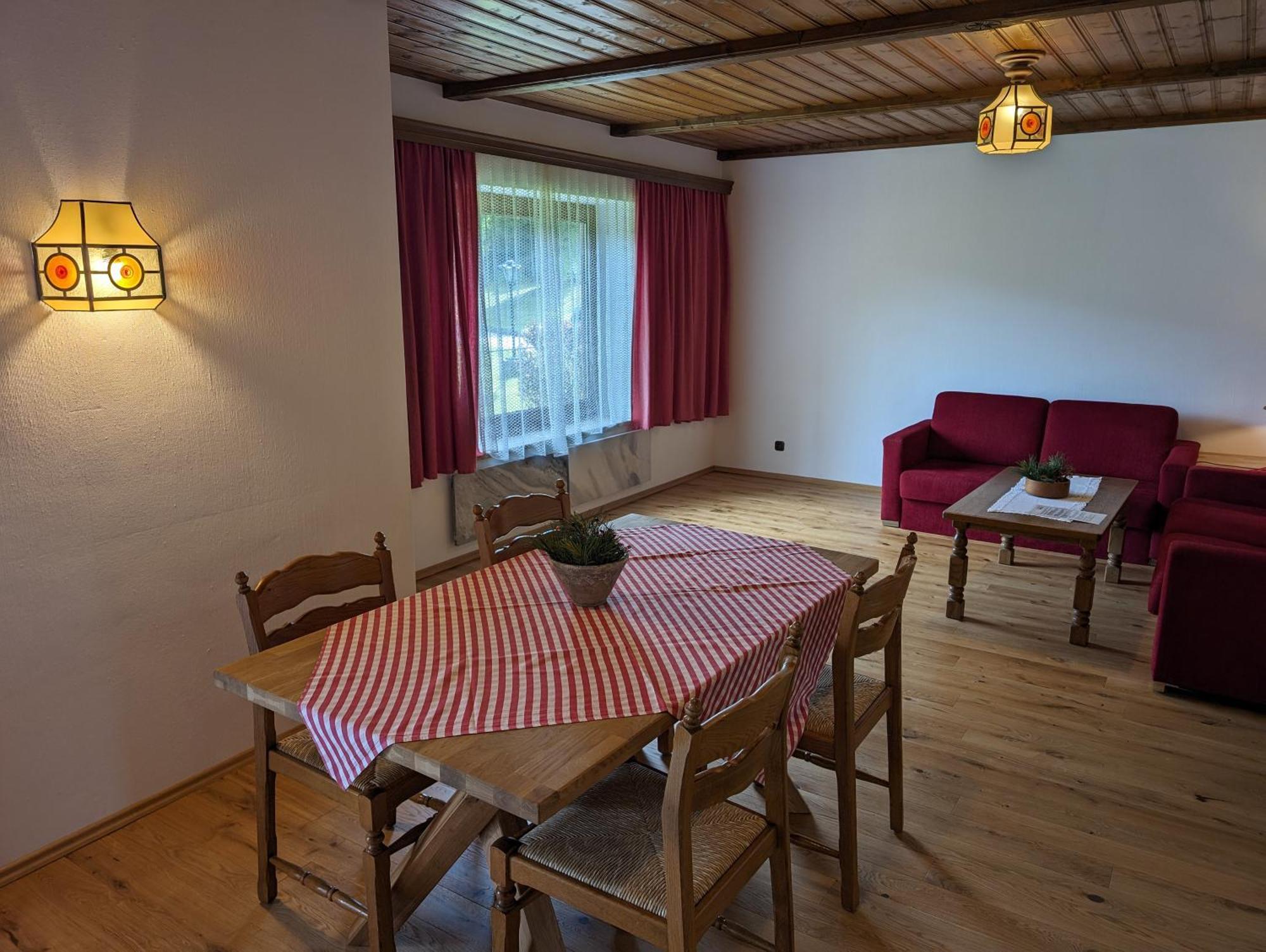 Appartementhaus Habich Bad Kleinkirchheim Ngoại thất bức ảnh